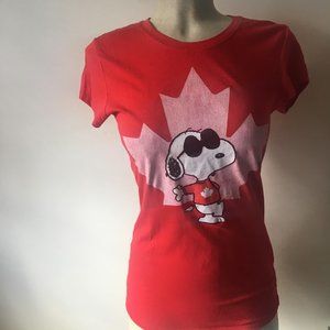 PEANUTS SNOOPY RED SHIRT WITH CANADIAN FLAG